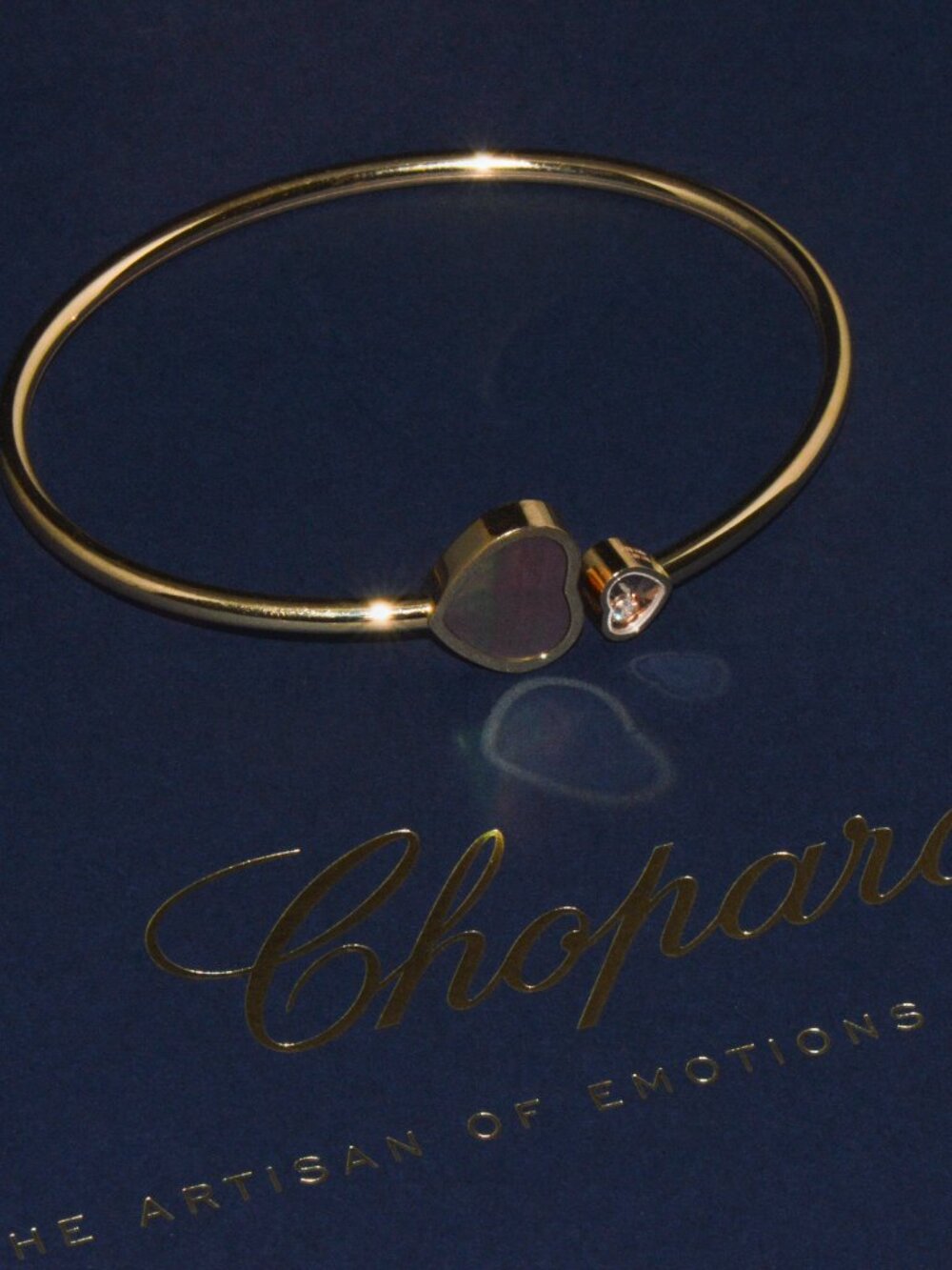 Chopard Happy Hearts Tahitian Mother-of-Pearl Diamond 18K Rose Gold Bangle - Picture 2 of 16